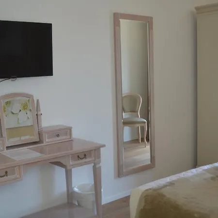 Hotell Rivamia 3*