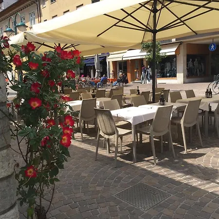Rivamia Riva del Garda
